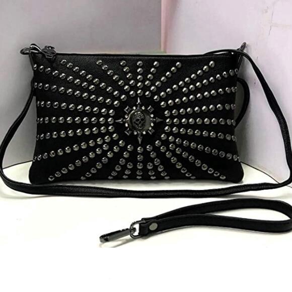 black rivet 3 in 1 purse