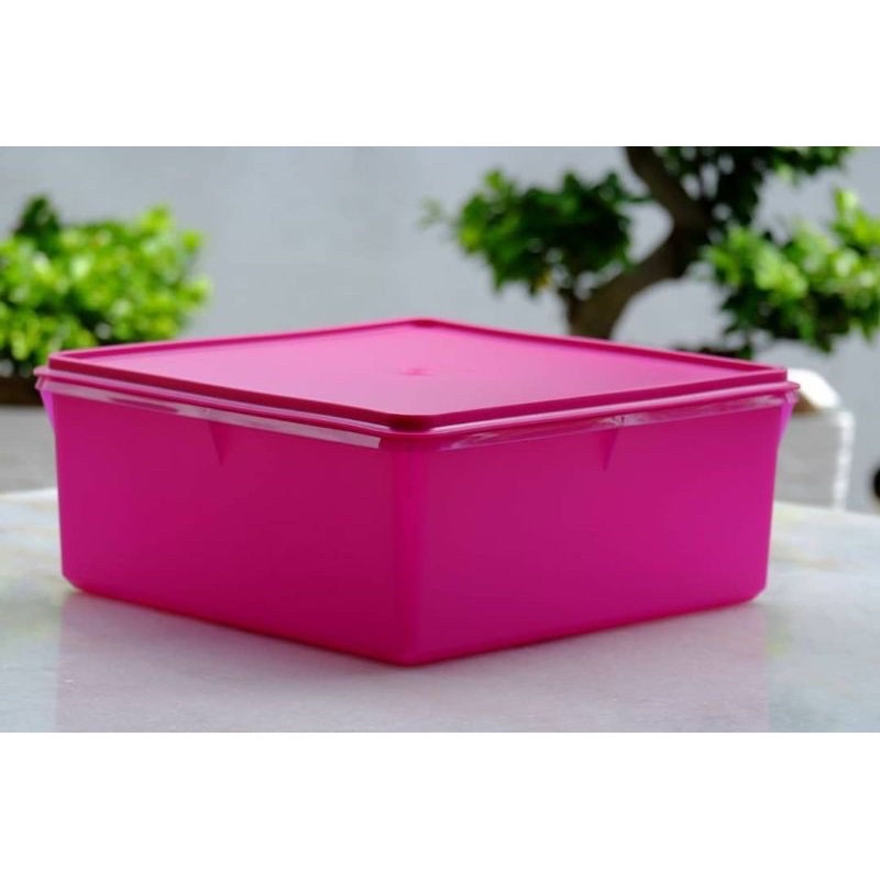 Original Tupperware Mega Square Keeper 10.5L