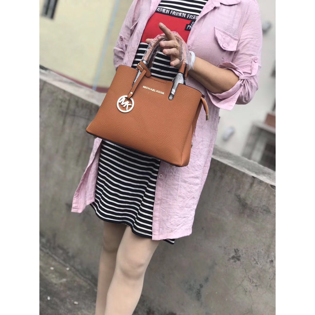 michael kors women's bags sale