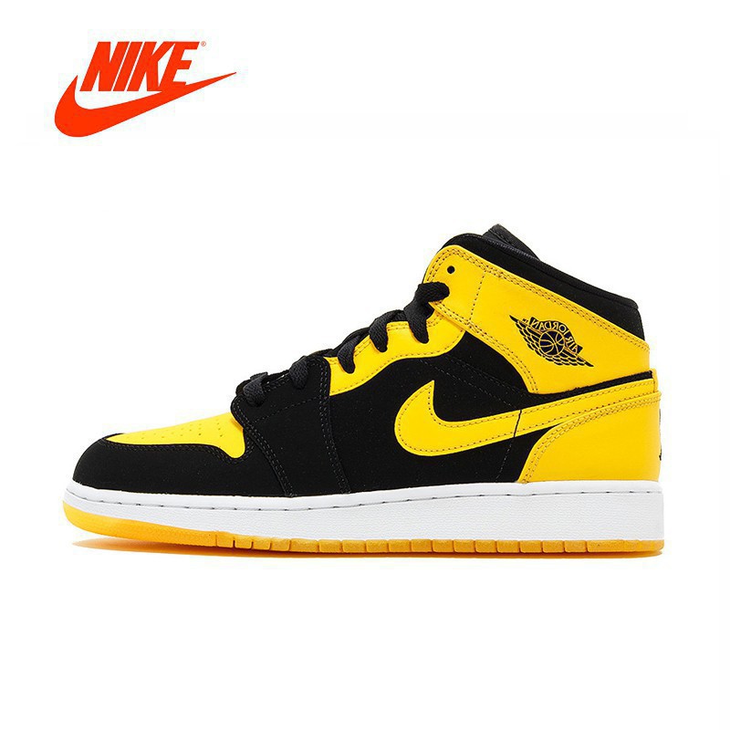 jordan one black and yellow