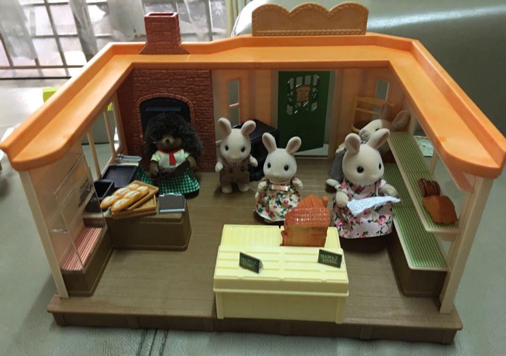 Sylvanian Families Brick Oven Bakery Toys Set | Shopee Malaysia