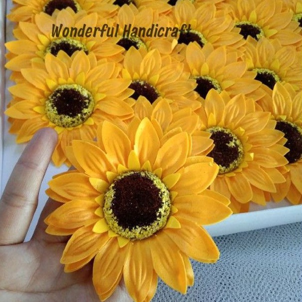 SOAP SUNFLOWER with BASE(50pcs/box) | Shopee Malaysia