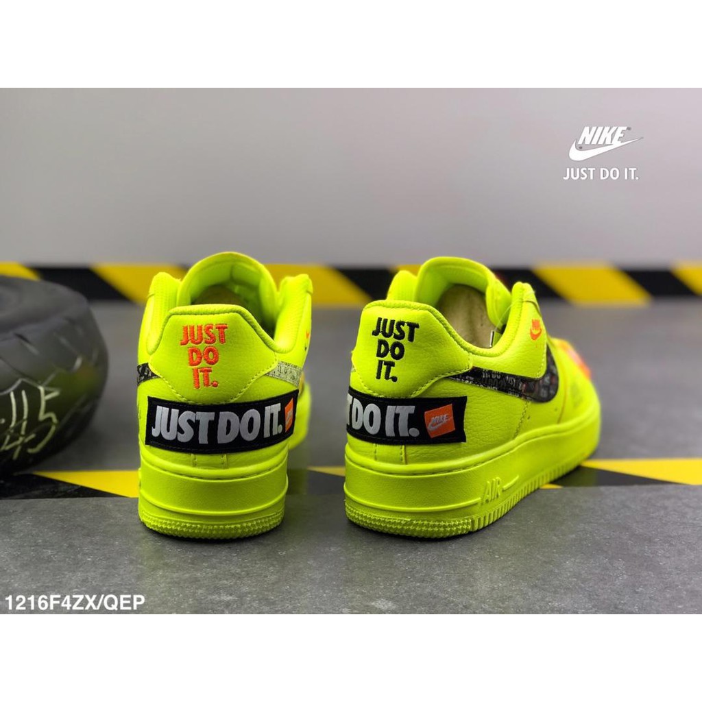 nike air force one fluo