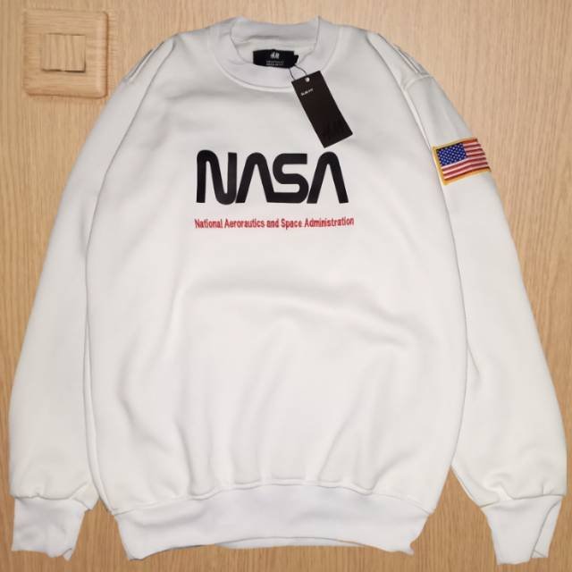 sweater nasa shopee