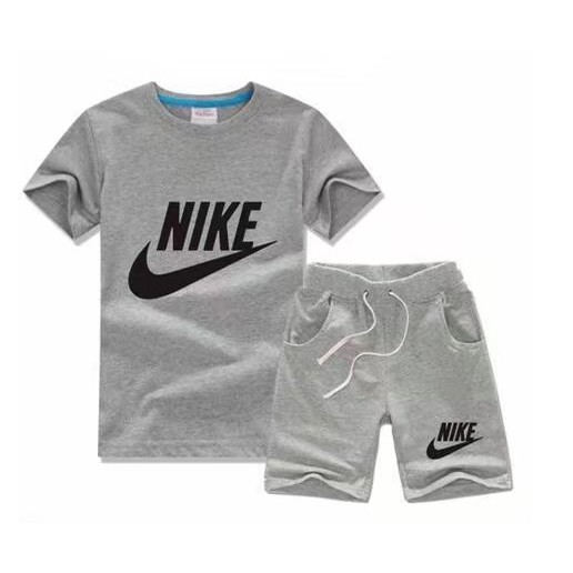 baby nike shorts and shirt