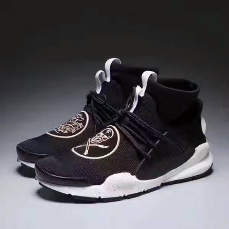 nike sock dart laces