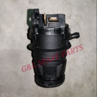 WIPER NOZZLE TOYOTA HILUX KUN25 FORTUNER VIOS NCP93 CAMRY 