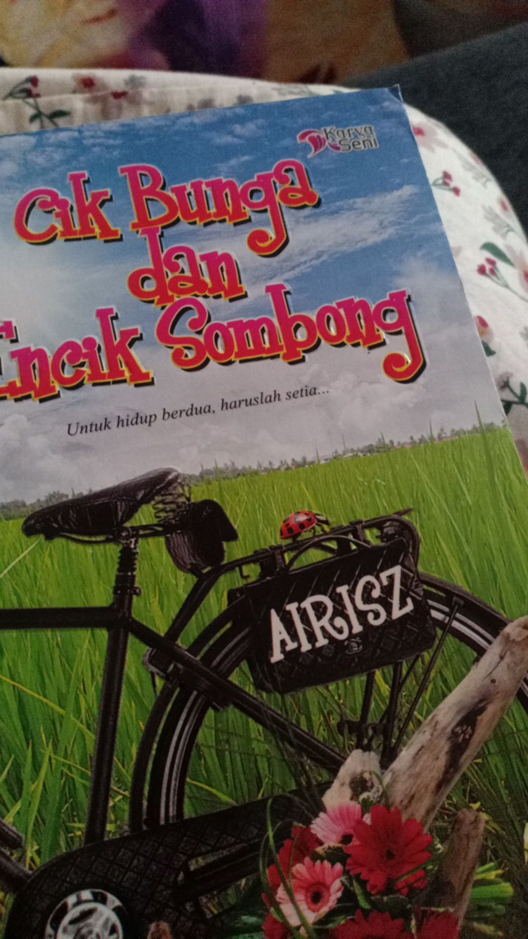 cik bunga encik sombong kepala bergetar