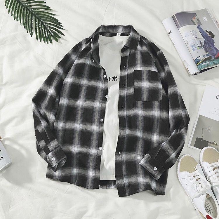 Kemeja Kotak-kotak Longgar Musim Gugur Dan Panas Lelaki Pelajar Korea Belia Baju Lengan Panjang Kasual Jaket Pasangan Gaya Hong Kong/Autumn And Summer Loose Plaid Shirt Male Korean Student Youth Long-