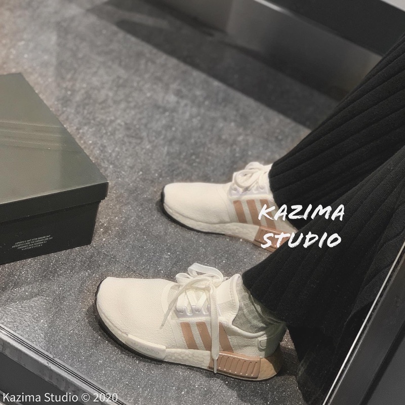 adidas nmd r1 cream white