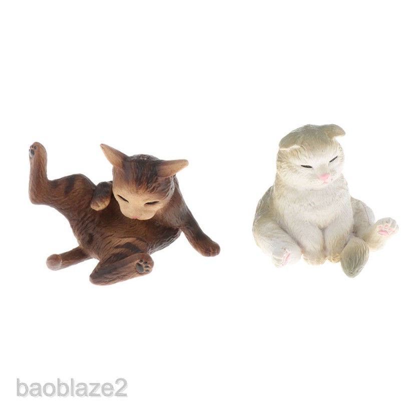dollhouse miniature cats