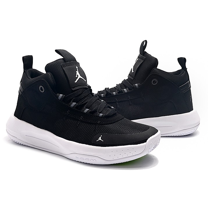 jordan jumpman 2020 black white