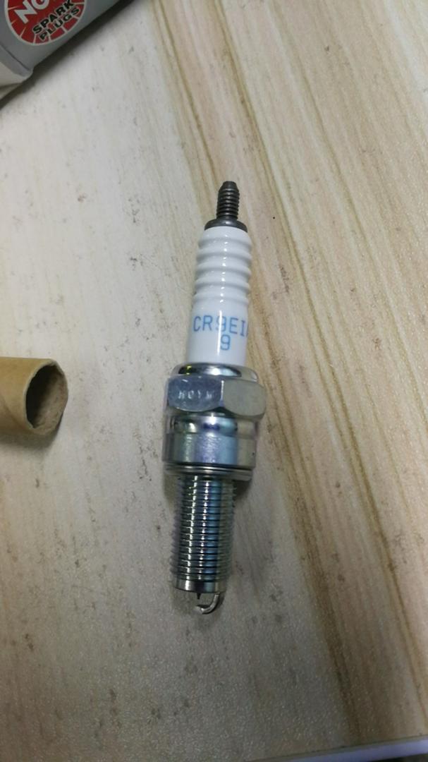 1 PCS NGK SPARK PLUG IRIDIUM LASER CR9EIA-9 ER6 Y15ZR ZZR1400 VERSYS 650  Z250 Z800 | Shopee Malaysia