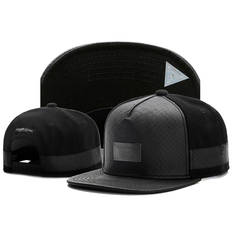 how to wear a golf hat