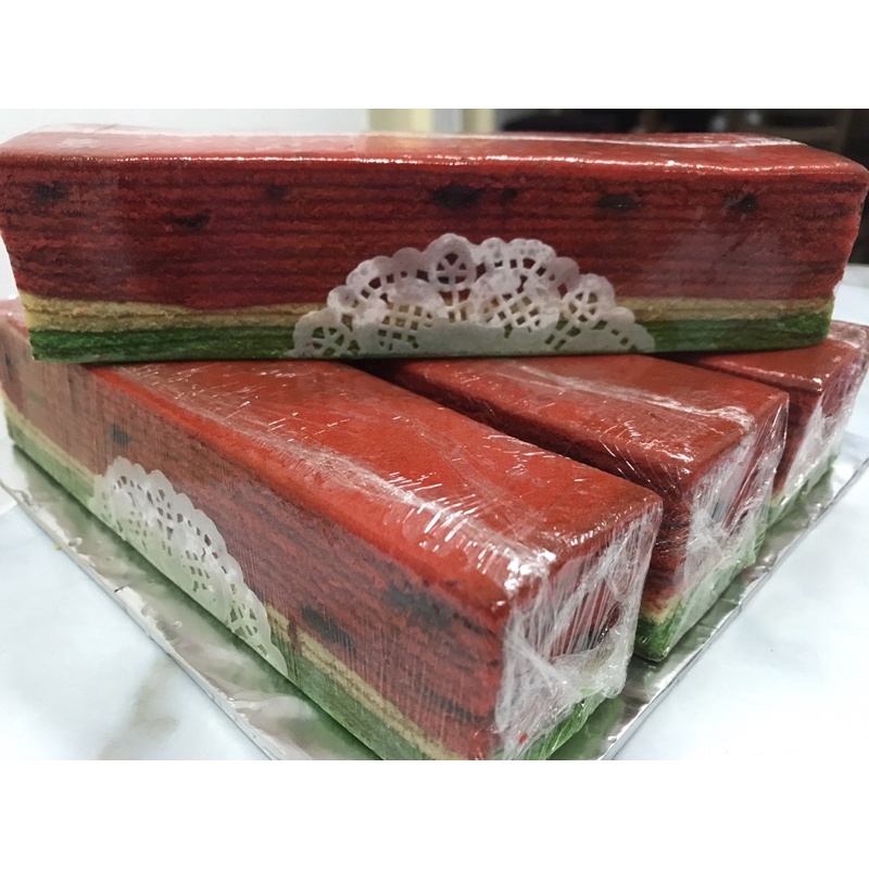 Kek Lapis Sarawak Tembikai Shopee Malaysia