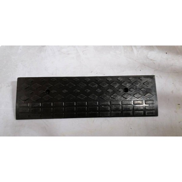 Heavy Duty Rubber Road Curb Ramp 900mm / 3