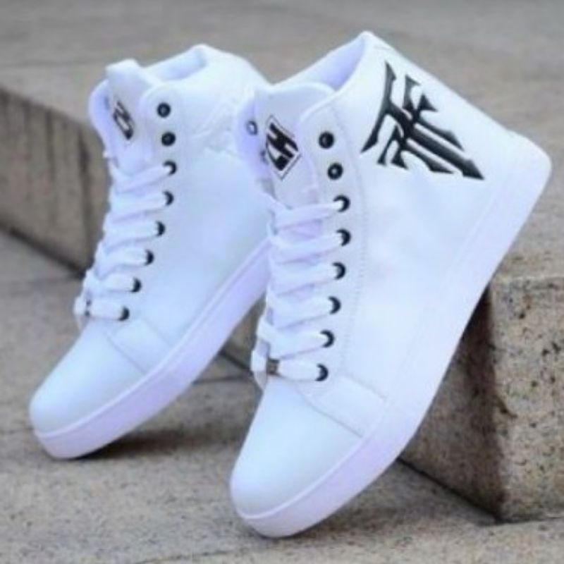 Men's and women's sneakers boots with TRS image motif