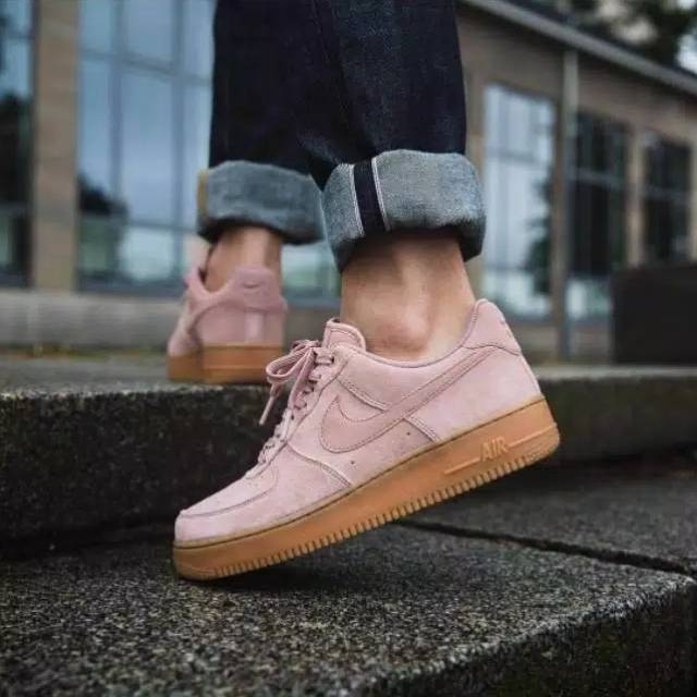 nike air force 1 07 suede paris