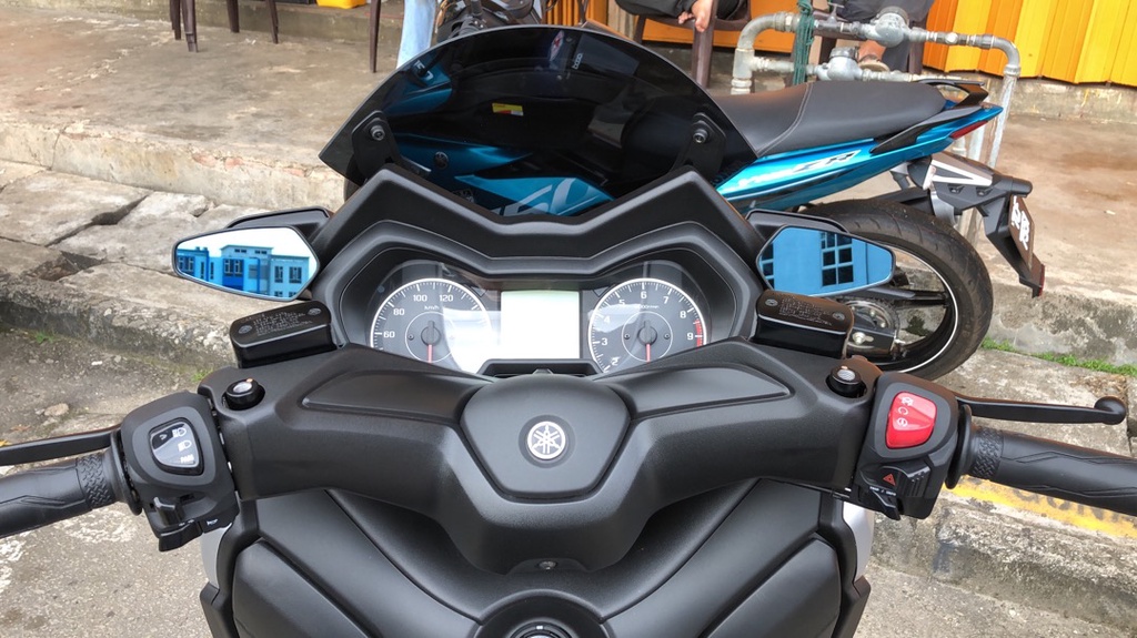 Side mirror YAMAHA Xmax, sergeant mirror, Xmax style mirror, good