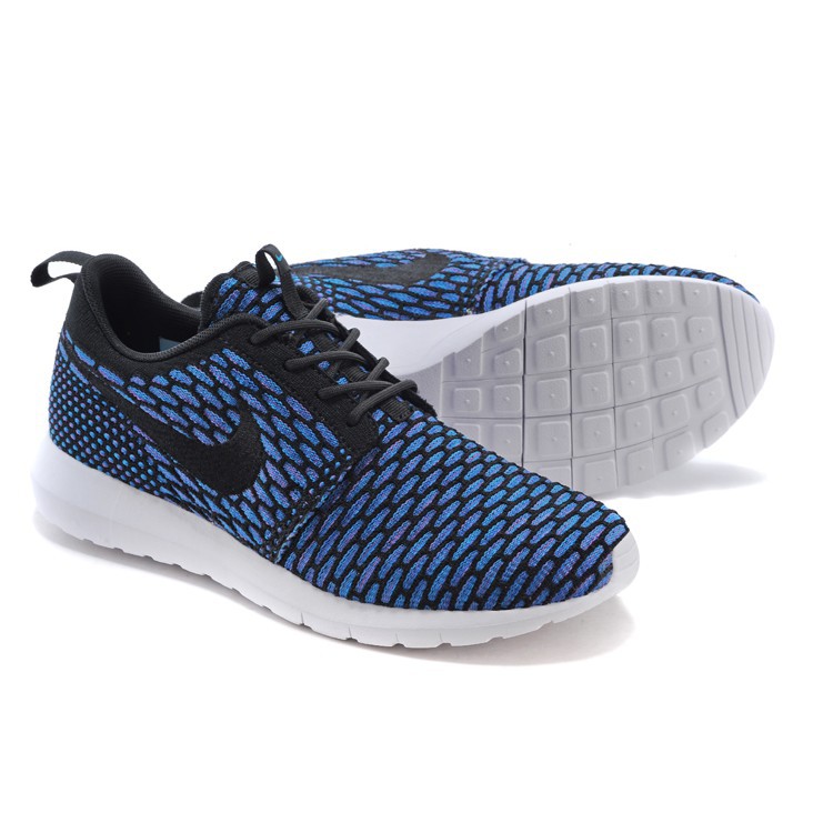 nike roshe run blue black