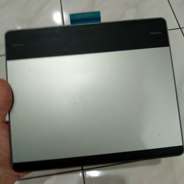 Wacom Intuos Manga Cth 480 S1 C Creative Pen Touch Tablet Preloved Shopee Malaysia