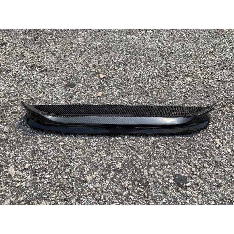 [Ready stock !!!] BMW E60 M5 carbon fiber diffuser BMW E60 M5 carbon