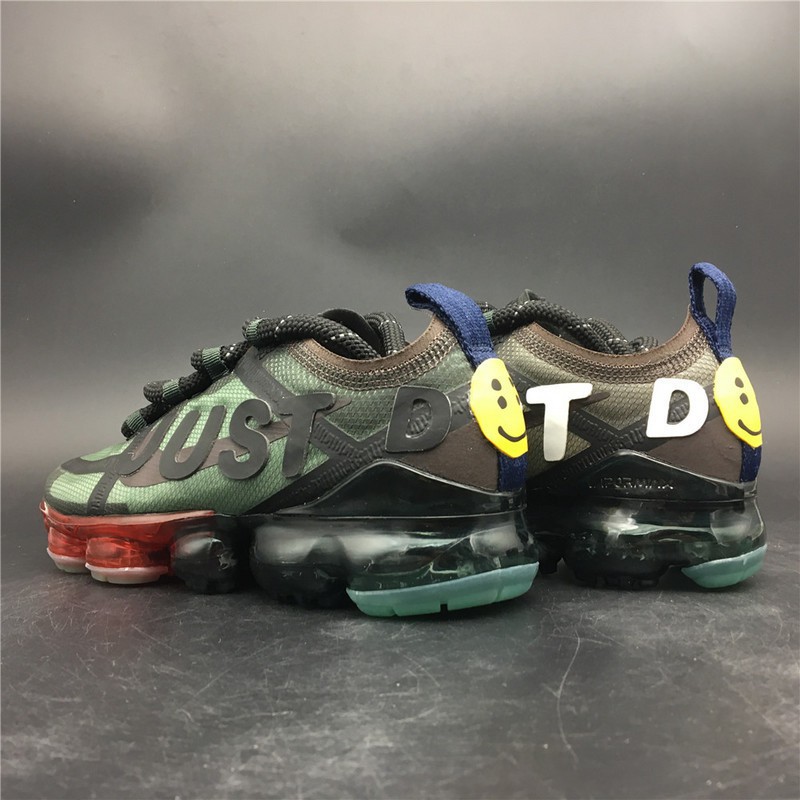 black red and green vapormax