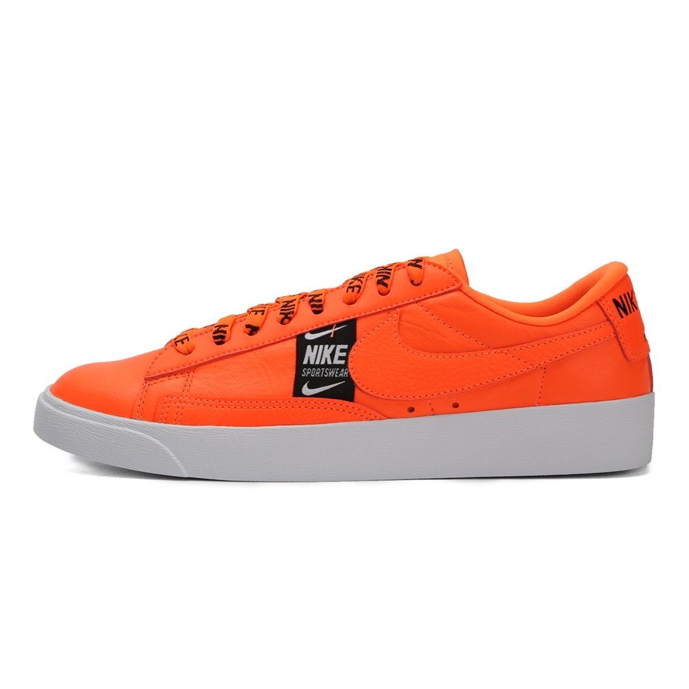 w blazer low se