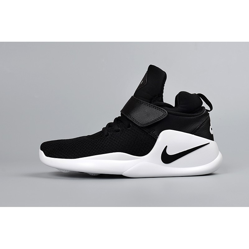 nike kwazi black and white