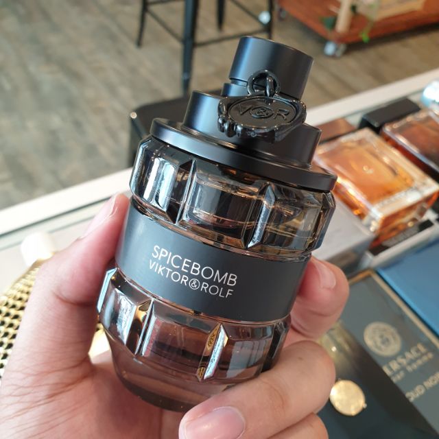 Original Viktor Rolf Spicebomb 90ml Edt For Men New In Box Shopee Malaysia