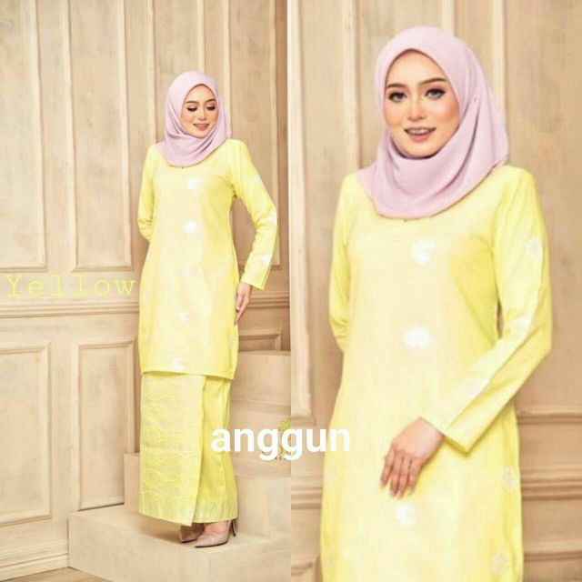 35 Ide Baju  Raya Kuning  2022 Kelly Lilmer