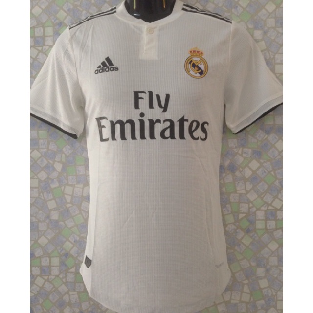 real madrid player issue jersey