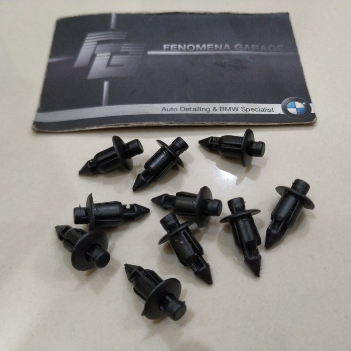 Plastic Rivet Clip Pin body Motorcycle body For suzuki kawasaki yamaha