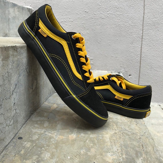 black and yellow vans