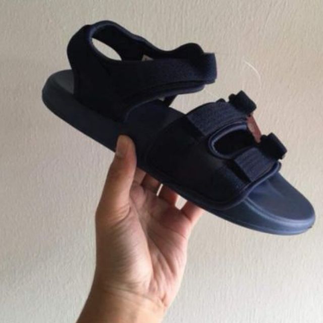 adilette slides all black