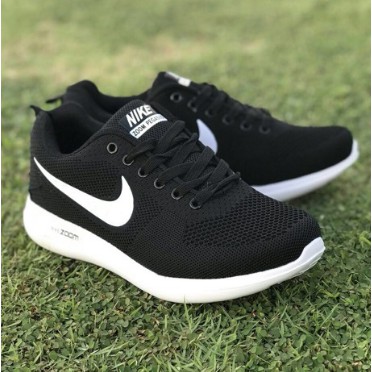 nike zoom black and white