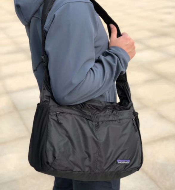 patagonia lightweight courier