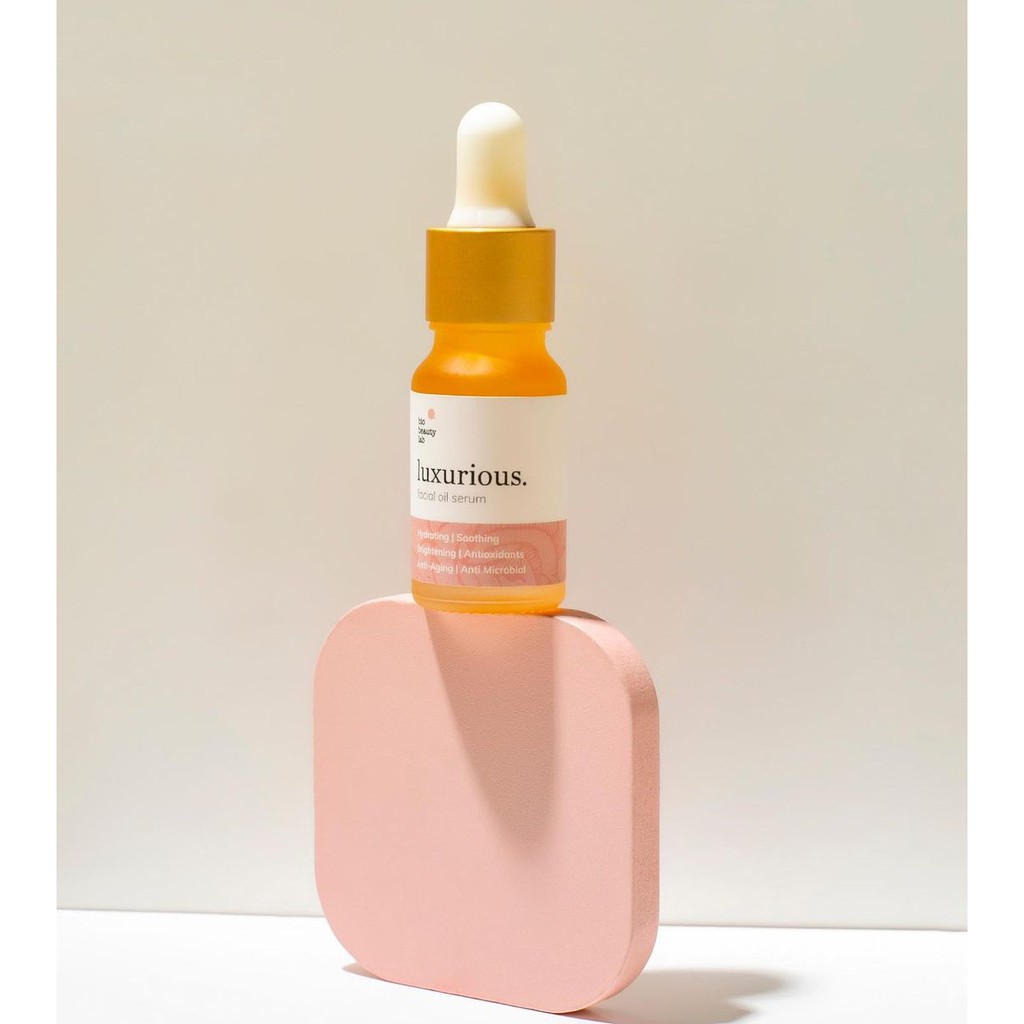 luxurious facial oil serum