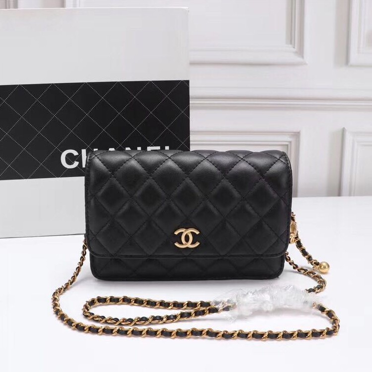 chanel gold chain purse