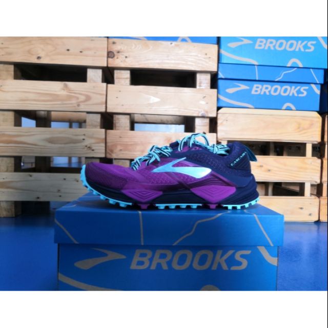 brooks cascadia 12 womens purple