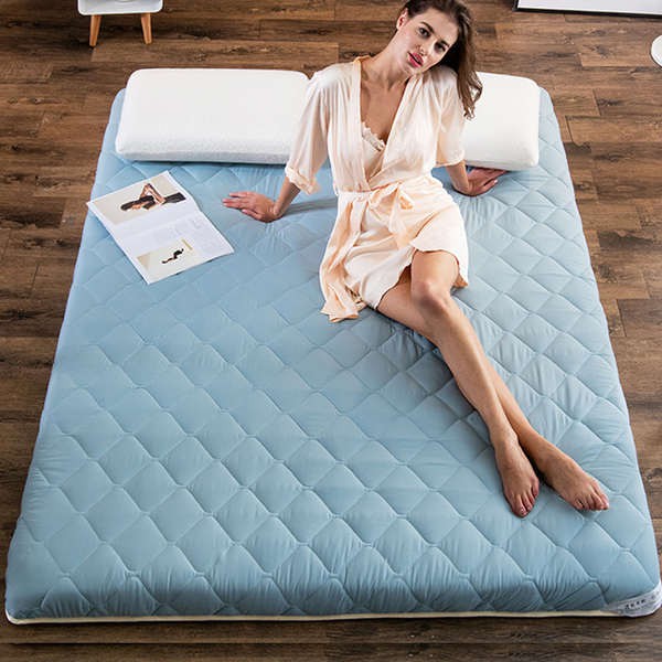 floor sleeping pad