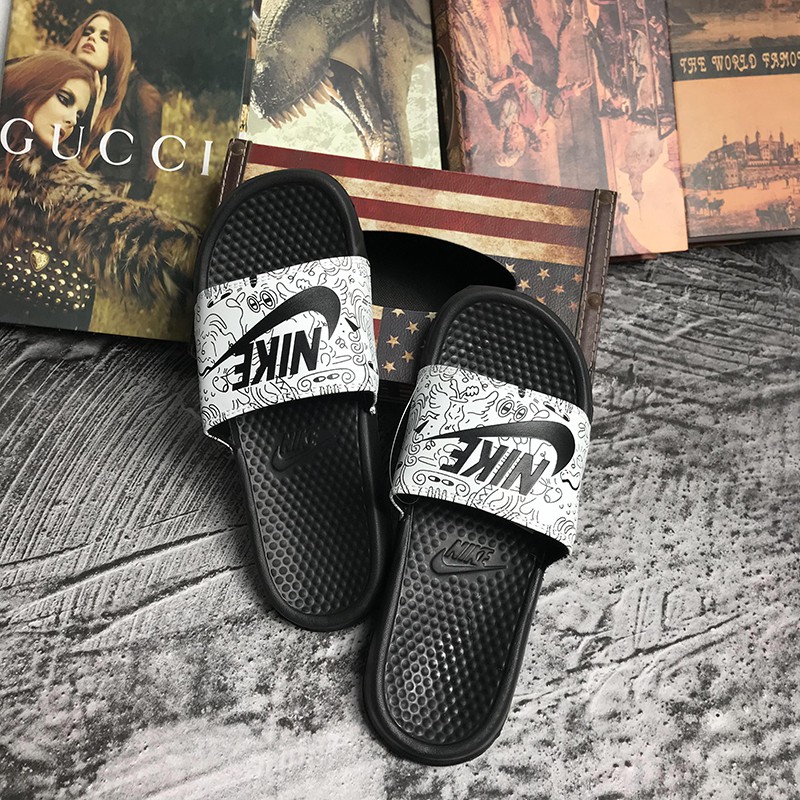 nike gucci slides