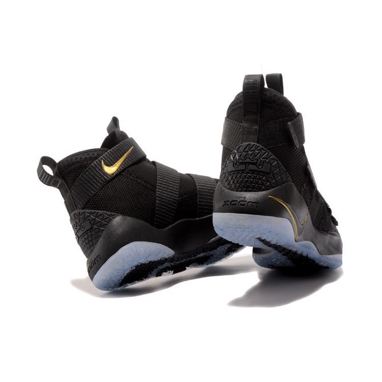 lebron shoes 5