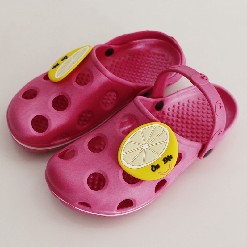 closed heel crocs