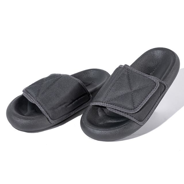 yeezy season 6 flip flops