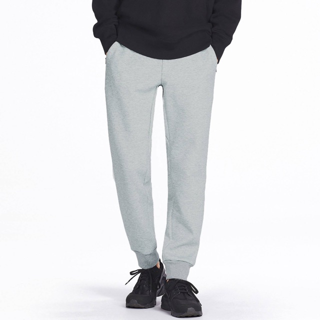 uniqlo sweatpants