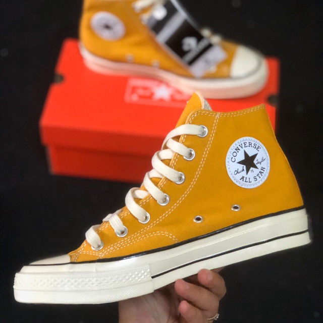 converse kuning mustard