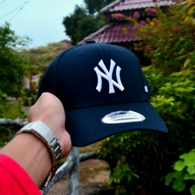 dark blue ny cap