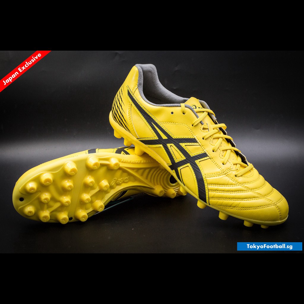 asics astro turf football boots