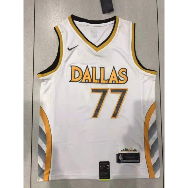 luka doncic gold jersey